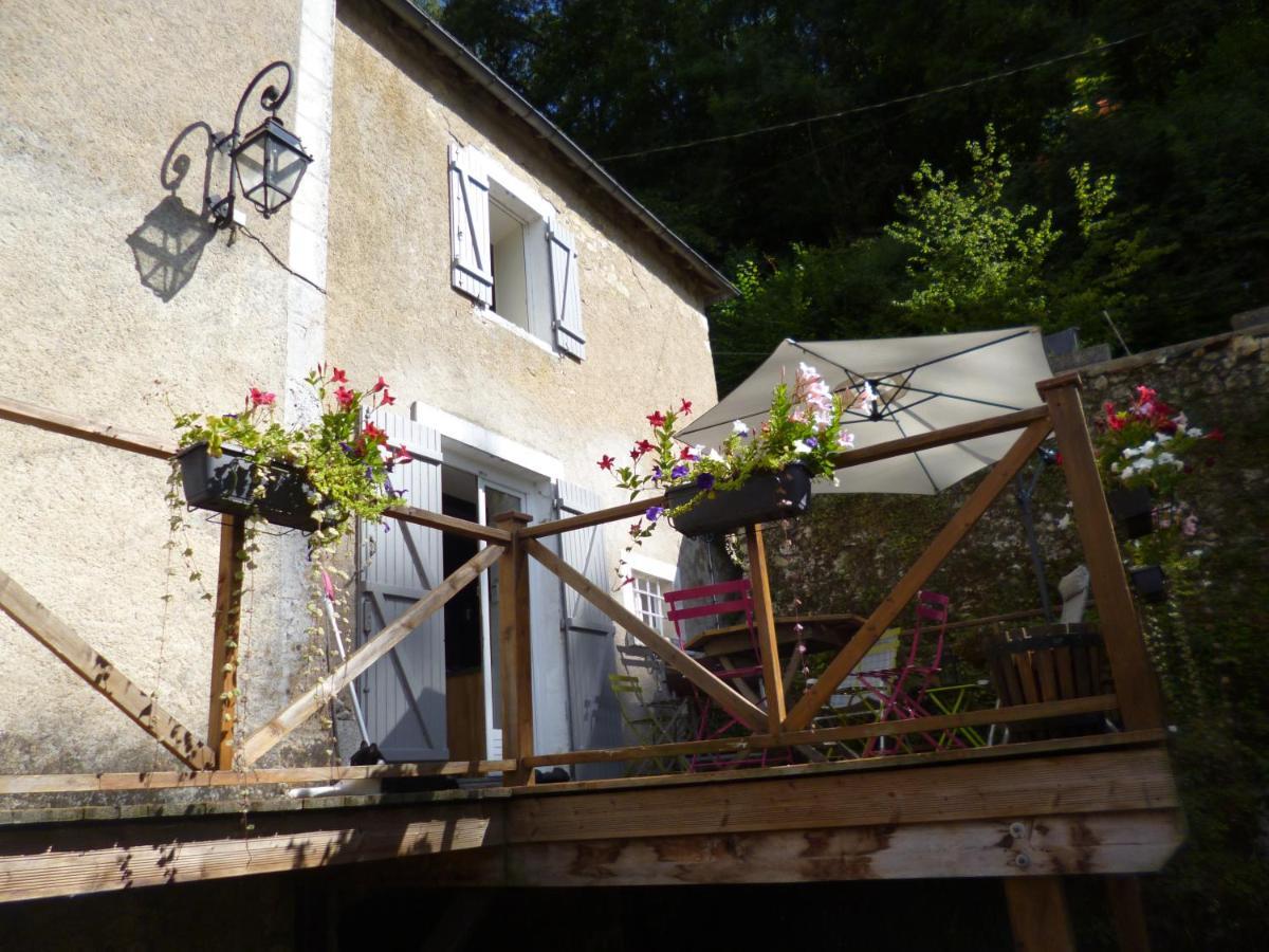Bed and Breakfast Le Moulin De Cors Oulches Zewnętrze zdjęcie