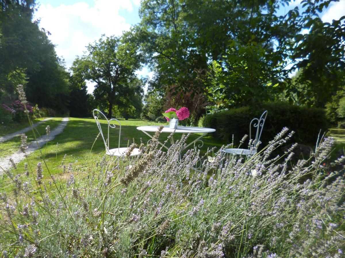 Bed and Breakfast Le Moulin De Cors Oulches Zewnętrze zdjęcie