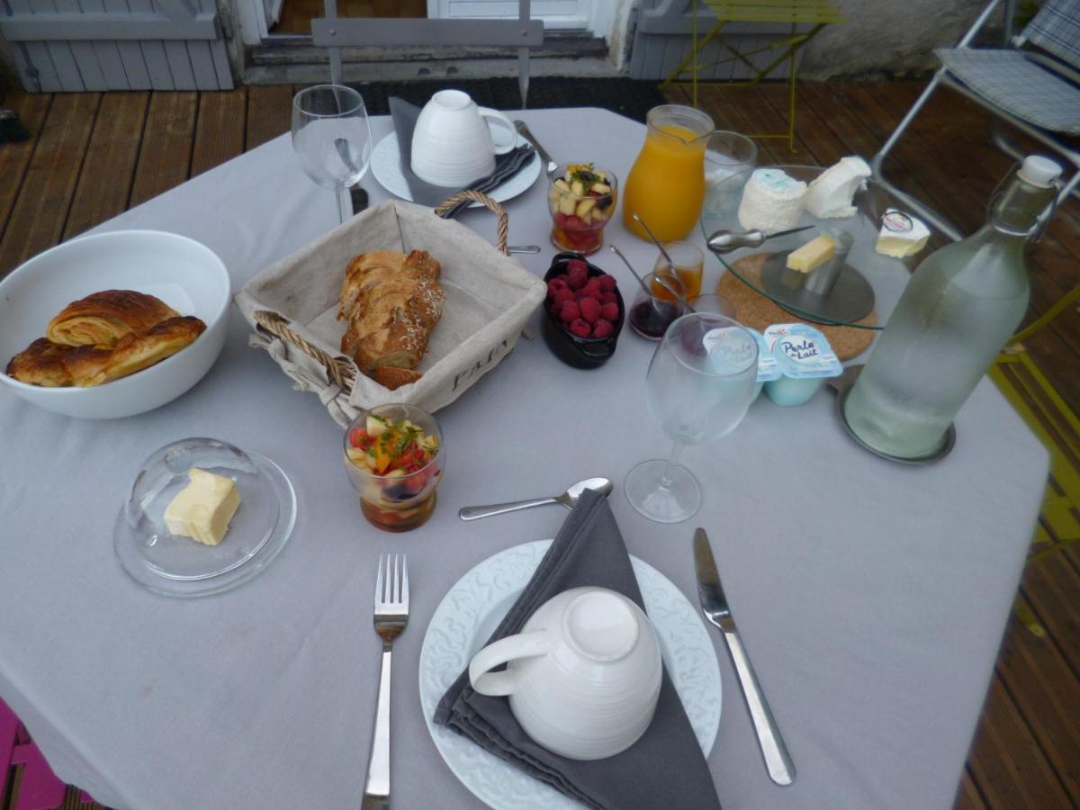 Bed and Breakfast Le Moulin De Cors Oulches Zewnętrze zdjęcie