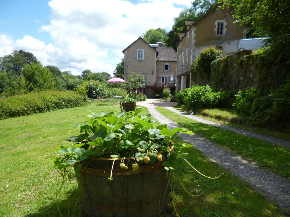 Bed and Breakfast Le Moulin De Cors Oulches Zewnętrze zdjęcie