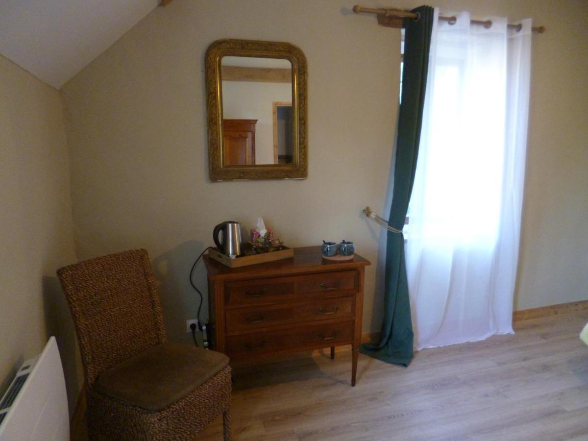 Bed and Breakfast Le Moulin De Cors Oulches Zewnętrze zdjęcie
